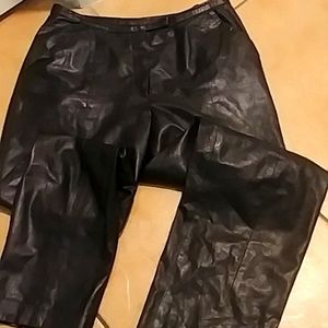 Leather pamts